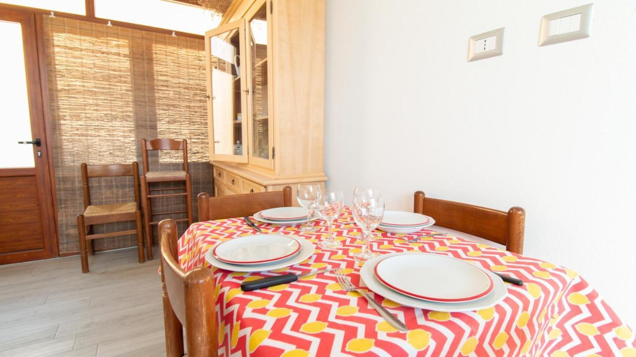 Yellow House-Villetta Con Giardino أوريستانو المظهر الخارجي الصورة