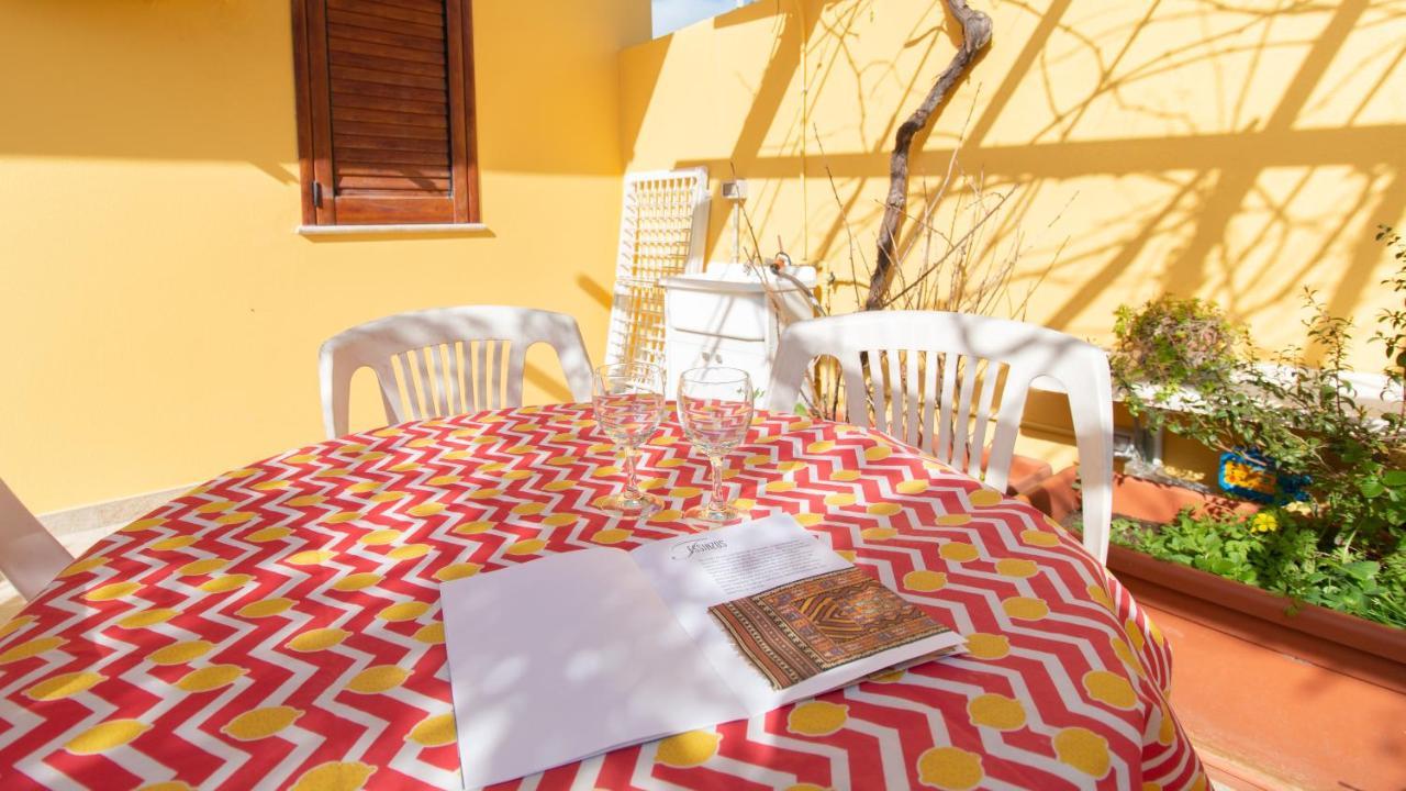 Yellow House-Villetta Con Giardino أوريستانو المظهر الخارجي الصورة
